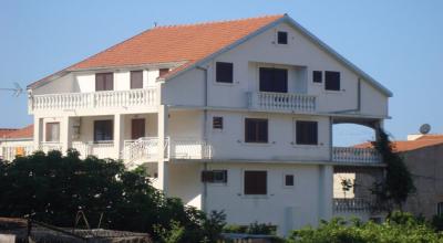 Apartments Darija