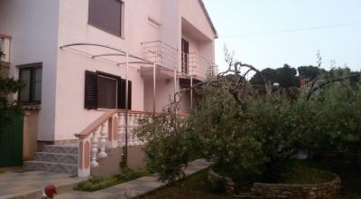 Apartments Elena