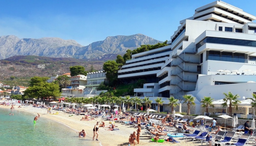 Main beach podgora